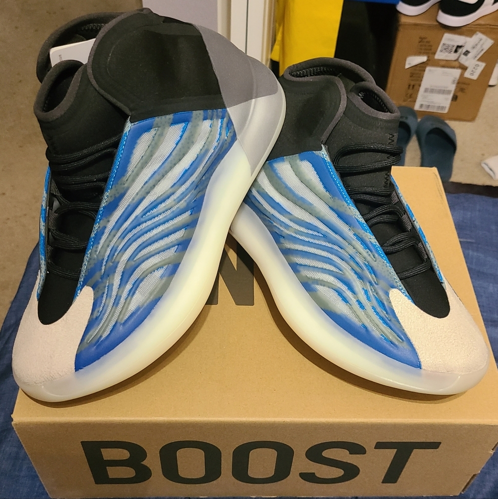 Yeezy Quantum QNTM Mid "Frozen Blue" GZ8872, New In Box! Men's 10.5